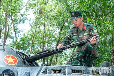 View - 	Quân khu 9: Rèn bản lĩnh trong “lòng thép” của người lính Trinh sát